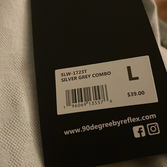 90 Degrees by Reflex Tank Top(Bust 40”Length 24”) - Picture 5 of 5